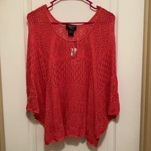 🎉Price Drop! NWT Juniors Size L Coral Pancho